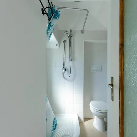 شقة Altido Great Flat With Balcony & Sea View Near Beach سيستري ليفانتي