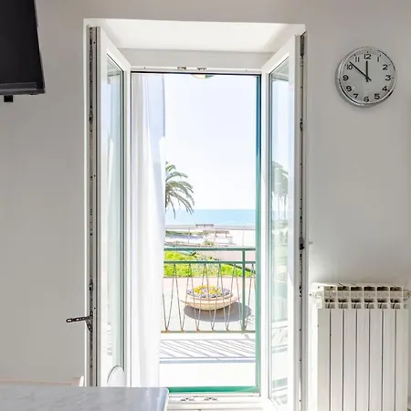 Altido Great Flat With Balcony & Sea View Near Beach *