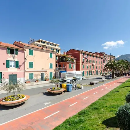 شقة Altido Great Flat With Balcony & Sea View Near Beach